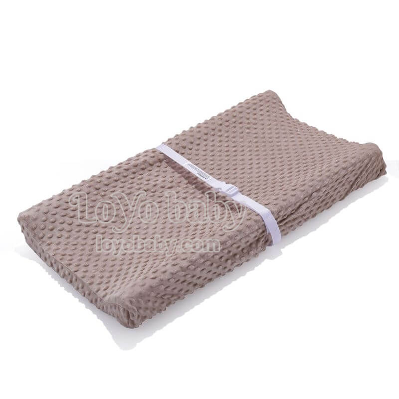 Flat changing outlet pad cover